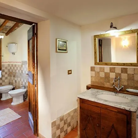 Villa Sleeps 8 Pool Air Con Wifi