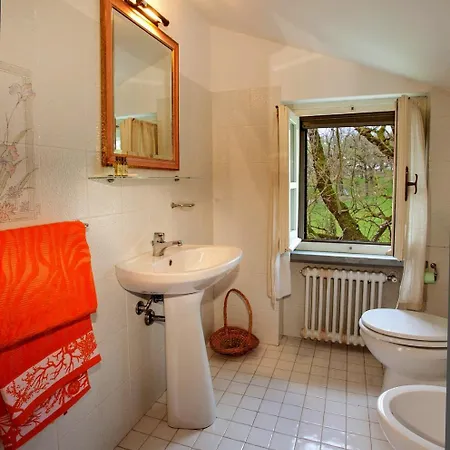 Sleeps 8 Pool Air Con Wifi * Citerna