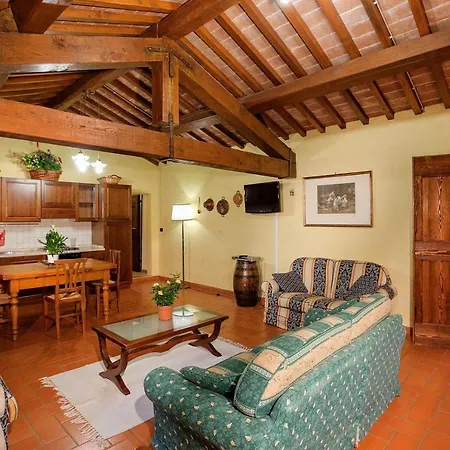 Villa Sleeps 8 Pool Air Con Wifi